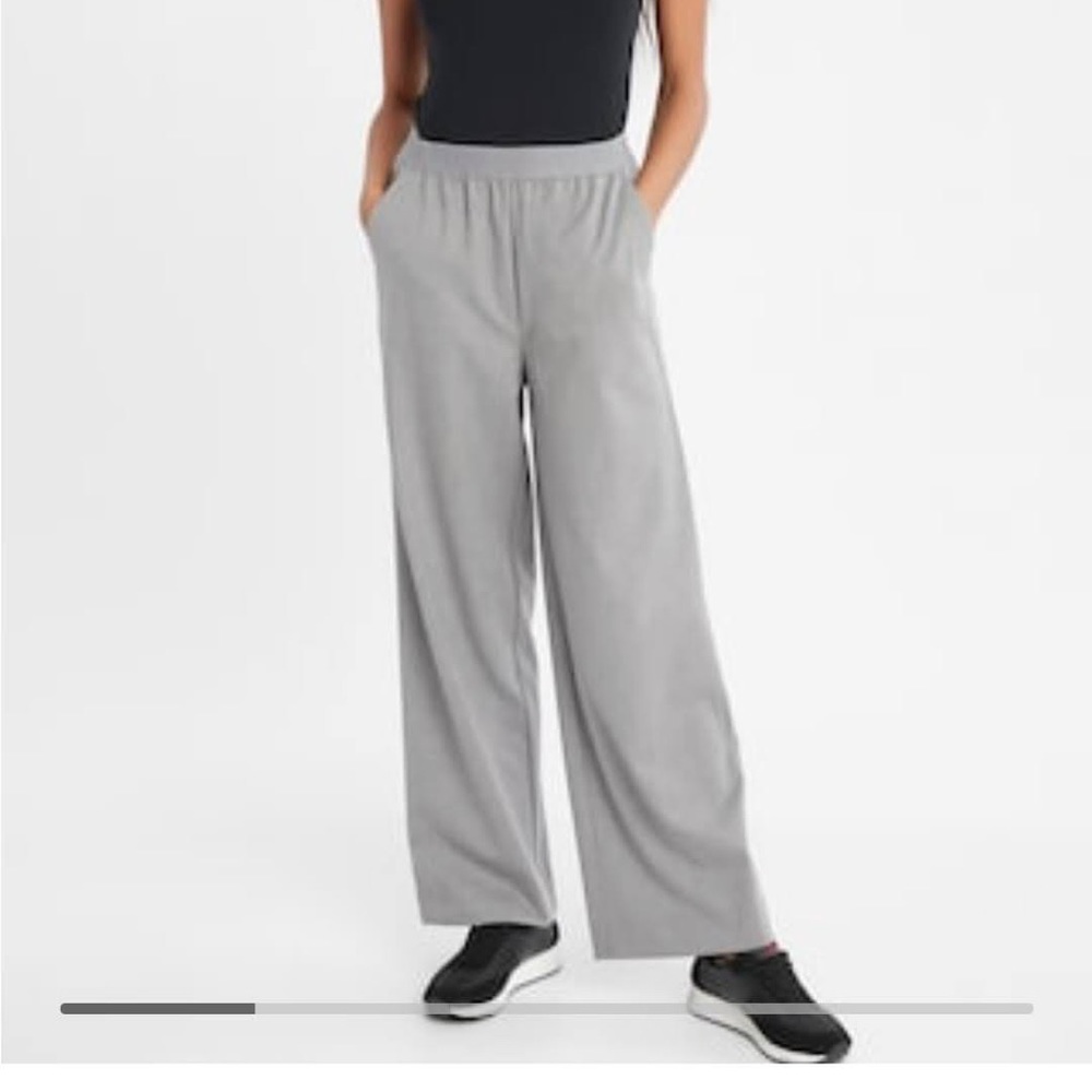Banana Republic • Exposed Elastic Light Grey Wide-Leg Pant - women’s Size Small